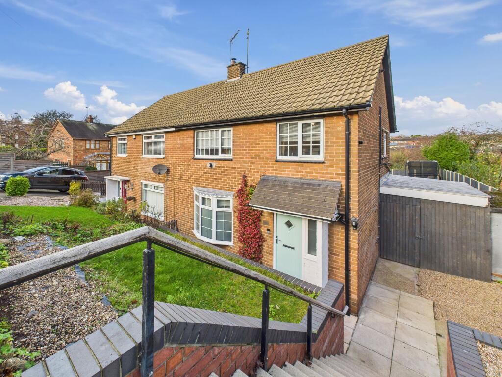 Main image of property: Wollaton Avenue, Gedling, Nottingham