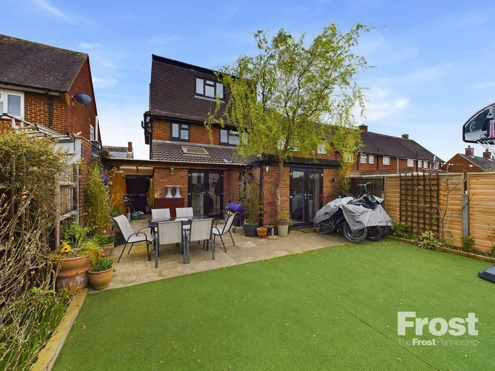 5 bedroom semidetached house for sale in Wigley Road, Feltham, TW13