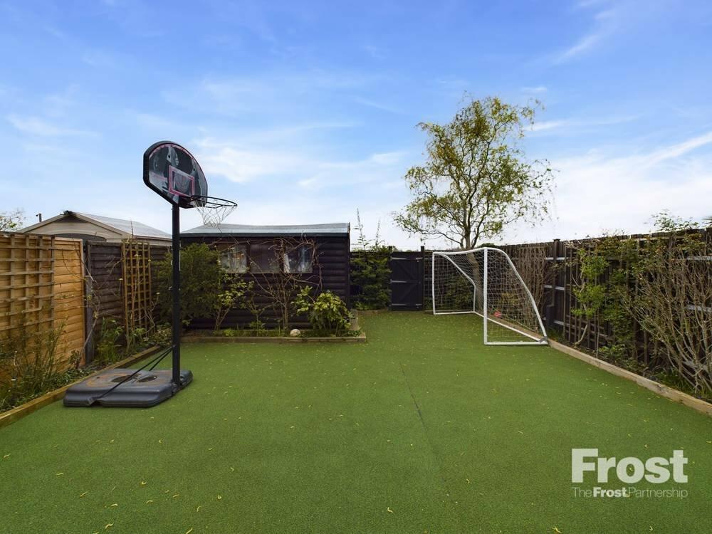 5 bedroom semidetached house for sale in Wigley Road, Feltham, TW13