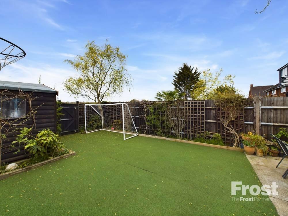 5 bedroom semidetached house for sale in Wigley Road, Feltham, TW13