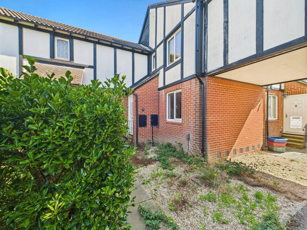 Main image of property: Kendal Close, Feltham, Middlesex, TW14