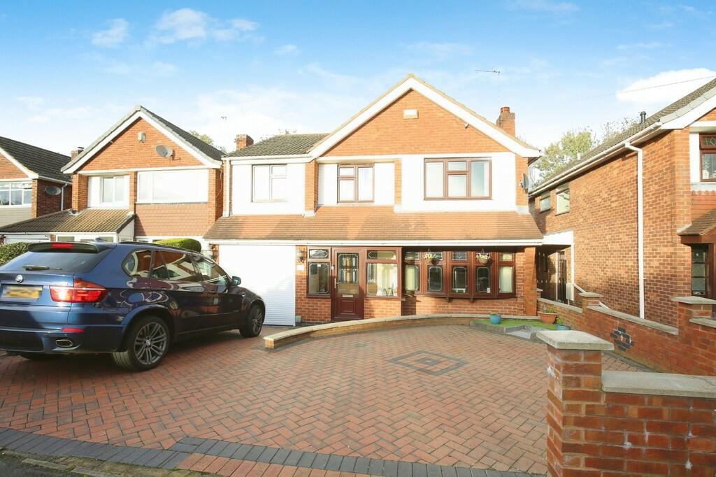 5 bedroom detached house for sale in Windmill Road, Atherstone, CV9