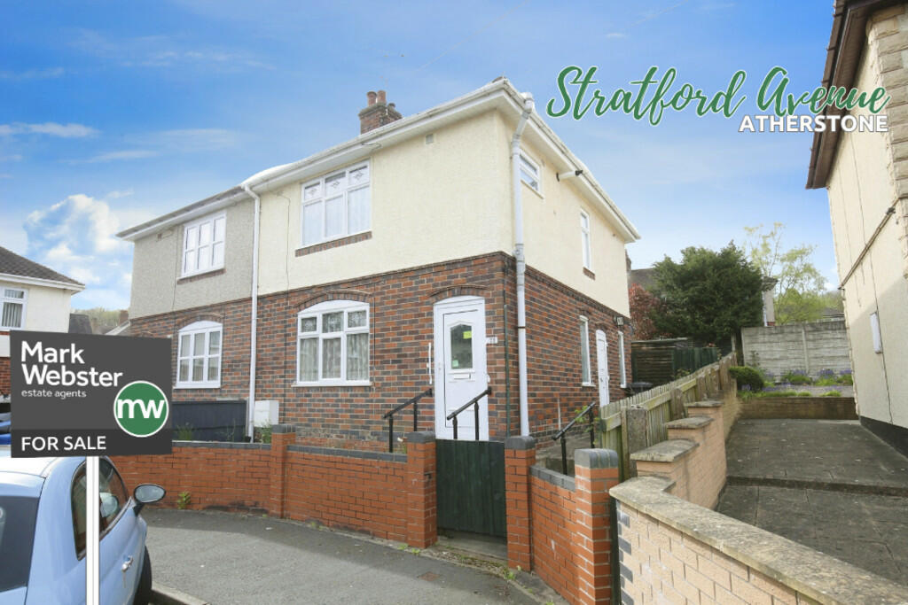 3 bedroom semidetached house for sale in Stratford Avenue, Atherstone