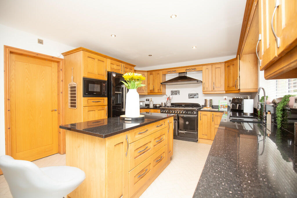 Additional property image - Carts Lane, Grendon