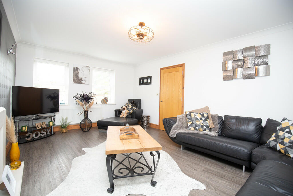 Additional property image - Carts Lane, Grendon