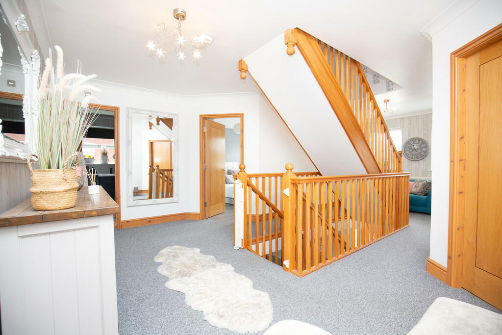 Additional property image - Carts Lane, Grendon