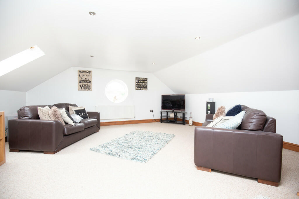 Additional property image - Carts Lane, Grendon