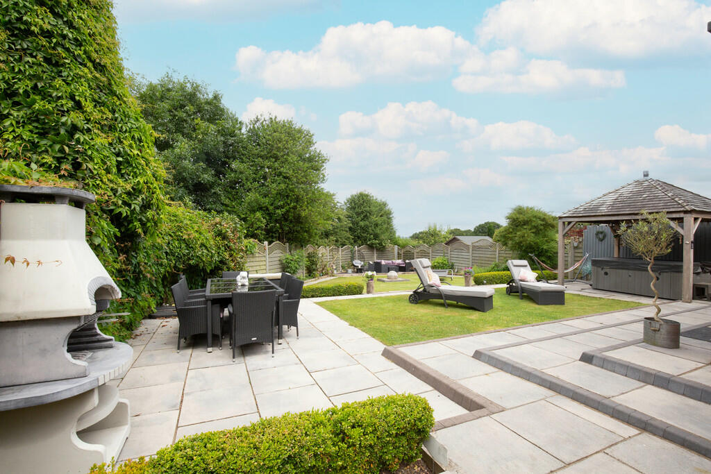 Additional property image - Carts Lane, Grendon