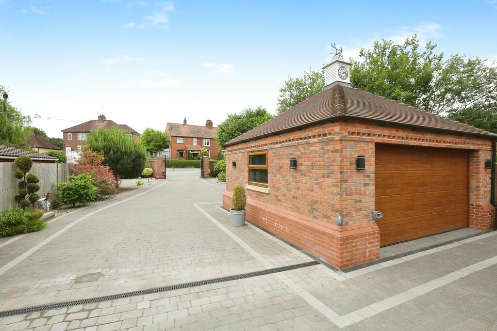 Additional property image - Carts Lane, Grendon