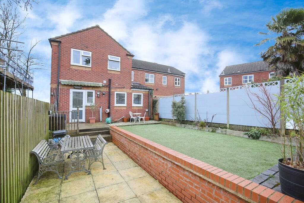 Additional property image - Meadow Gardens, Baddesley Ensor