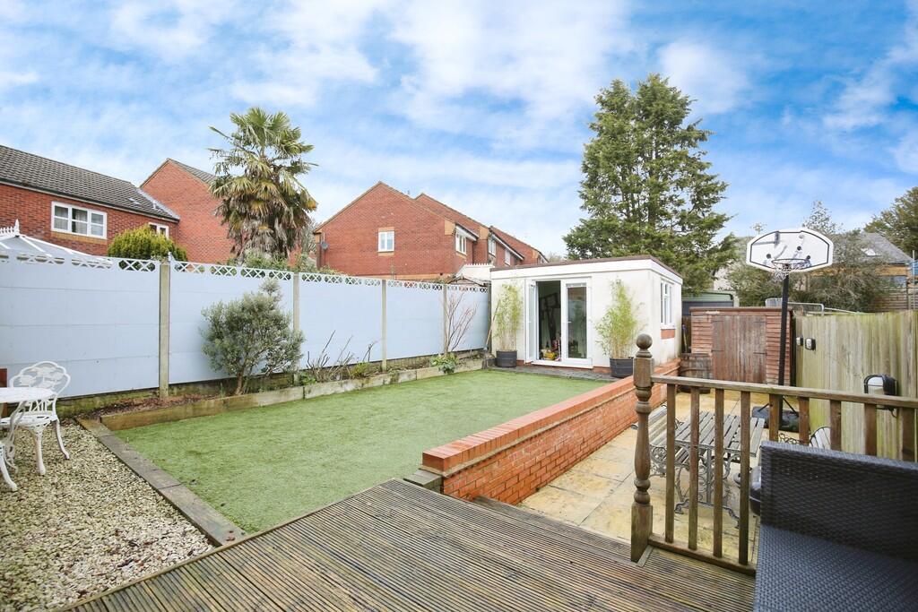 Additional property image - Meadow Gardens, Baddesley Ensor
