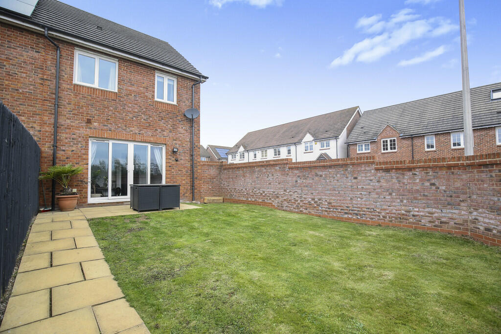 Additional property image - Bowler Close, Atherstone
