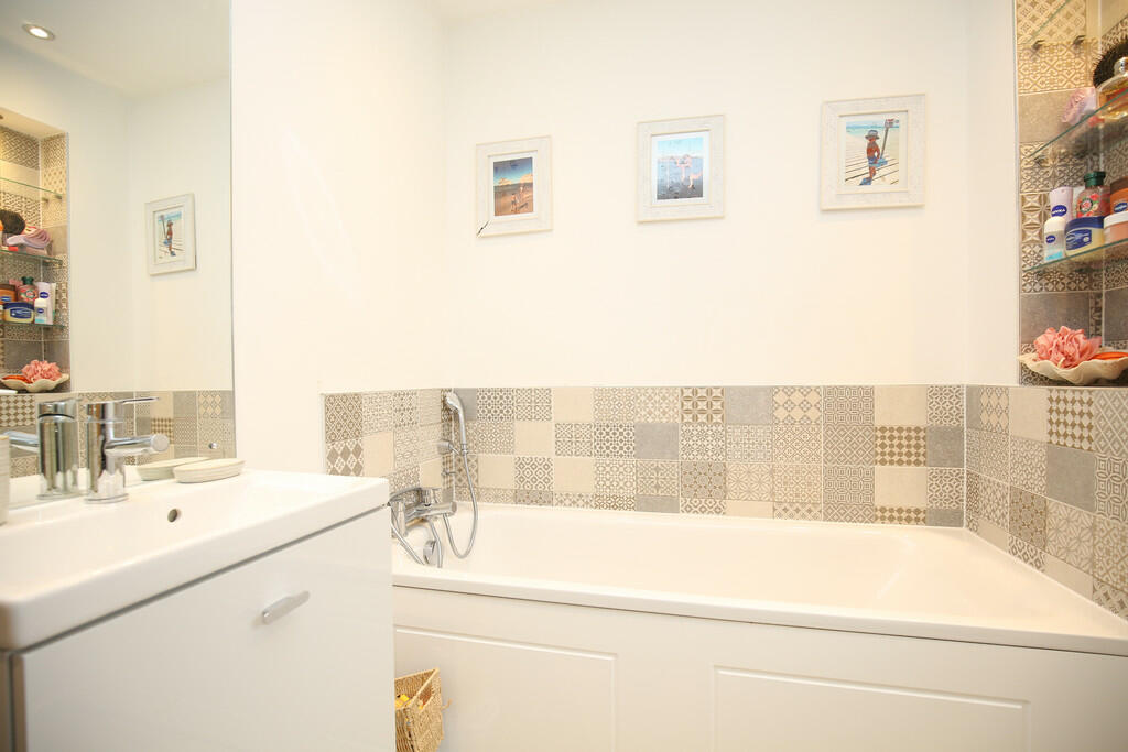 Additional property image - Ribbon Avenue, Ansley Village, Nuneaton