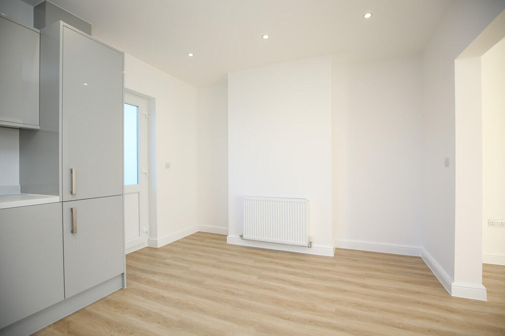 Additional property image - Watling Street, Grendon