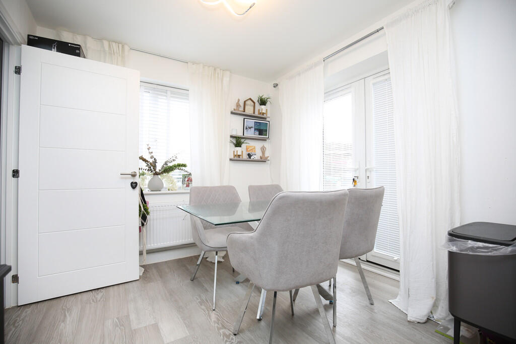 Additional property image - Rocheford Way, Grendon