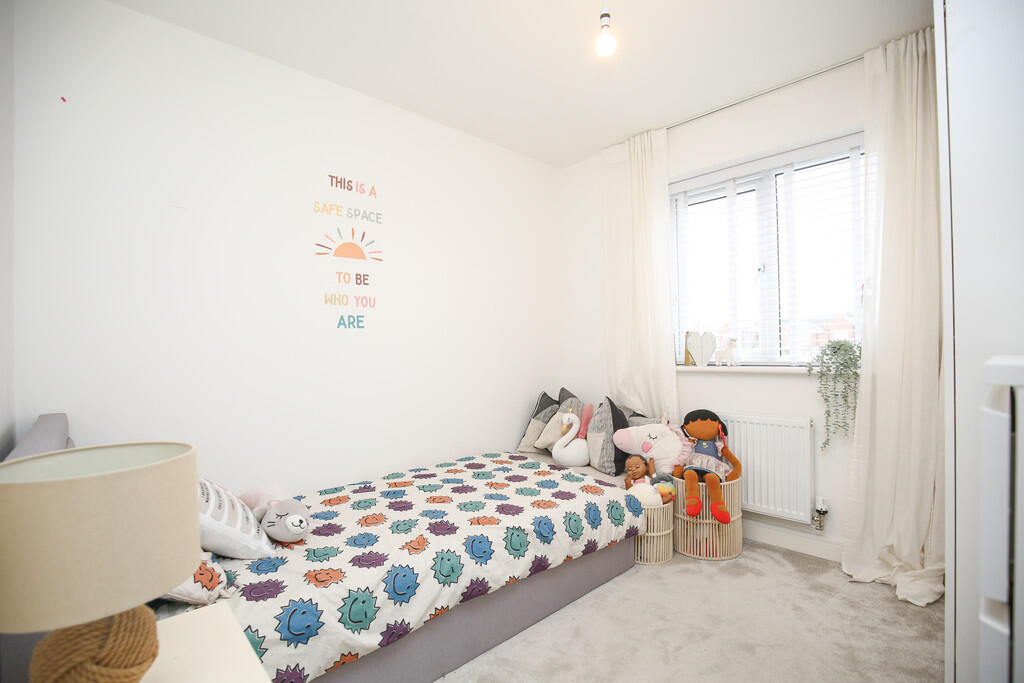 Additional property image - Rocheford Way, Grendon
