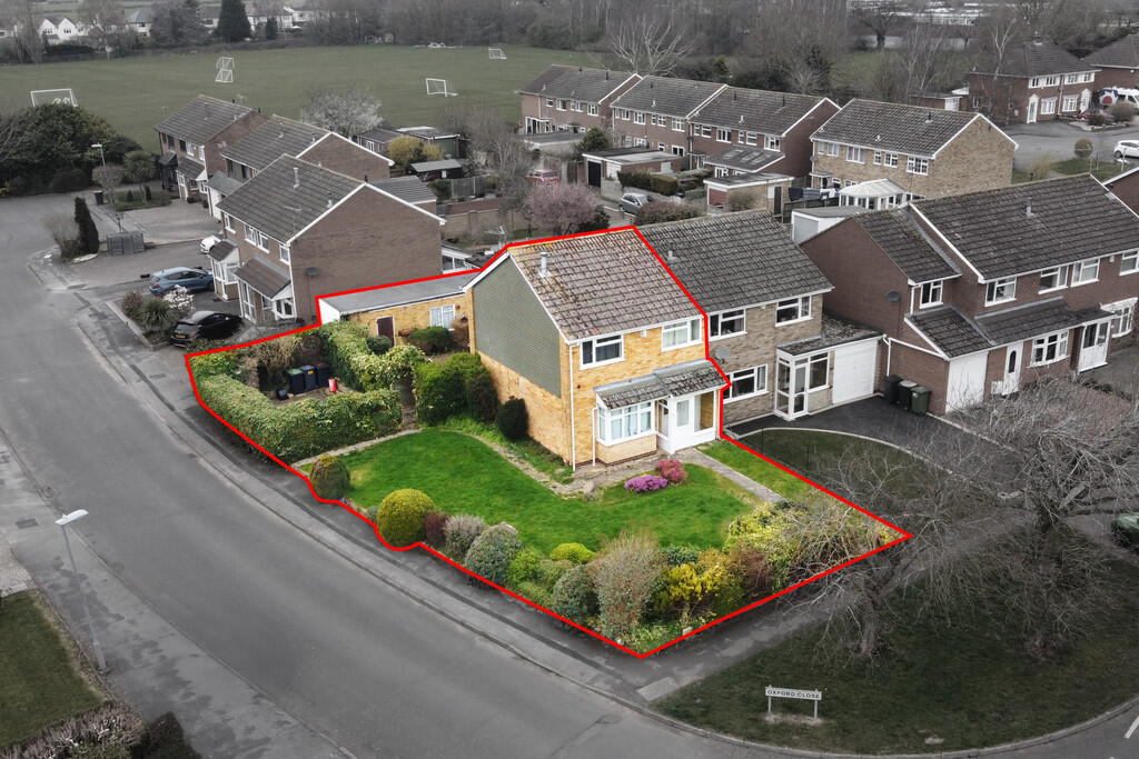 Main image of property: Abingdon Way, Nuneaton