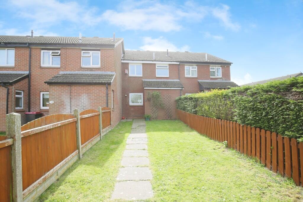 Main image of property: Whitehall Close, Hartshill