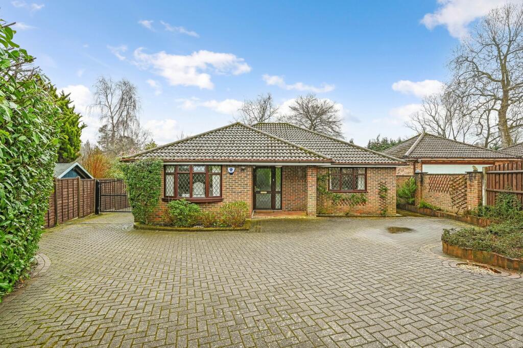 Main image of property: Bournemouth Road, Hampshire, LYNDHURST, SO43