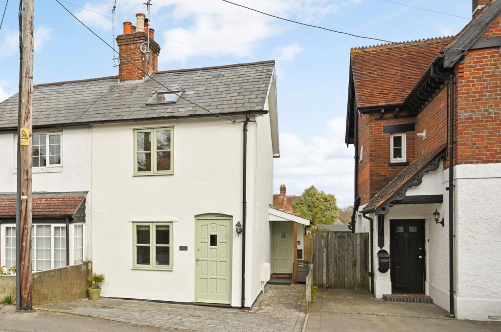Main image of property: 5 Wellands Road, Lyndhurst, SO43