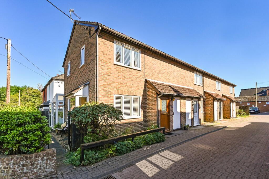 Main image of property: Wellands Road, Lyndhurst, SO43