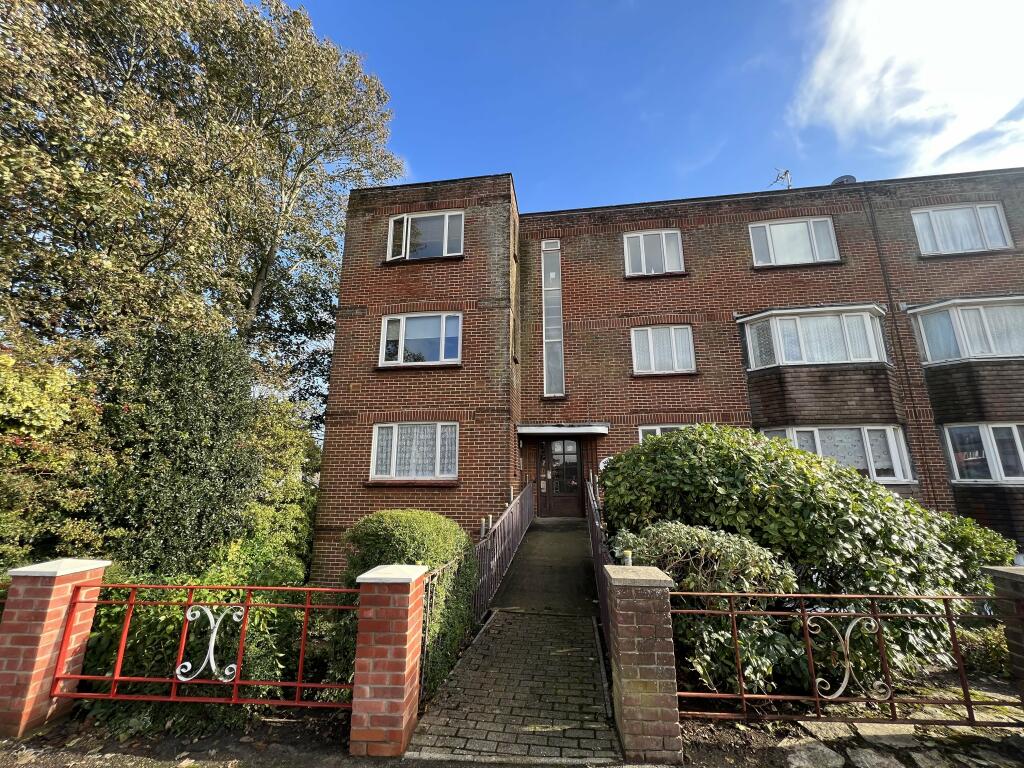 1 bedroom flat for rent in Wimborne Road, Bournemouth, , BH9