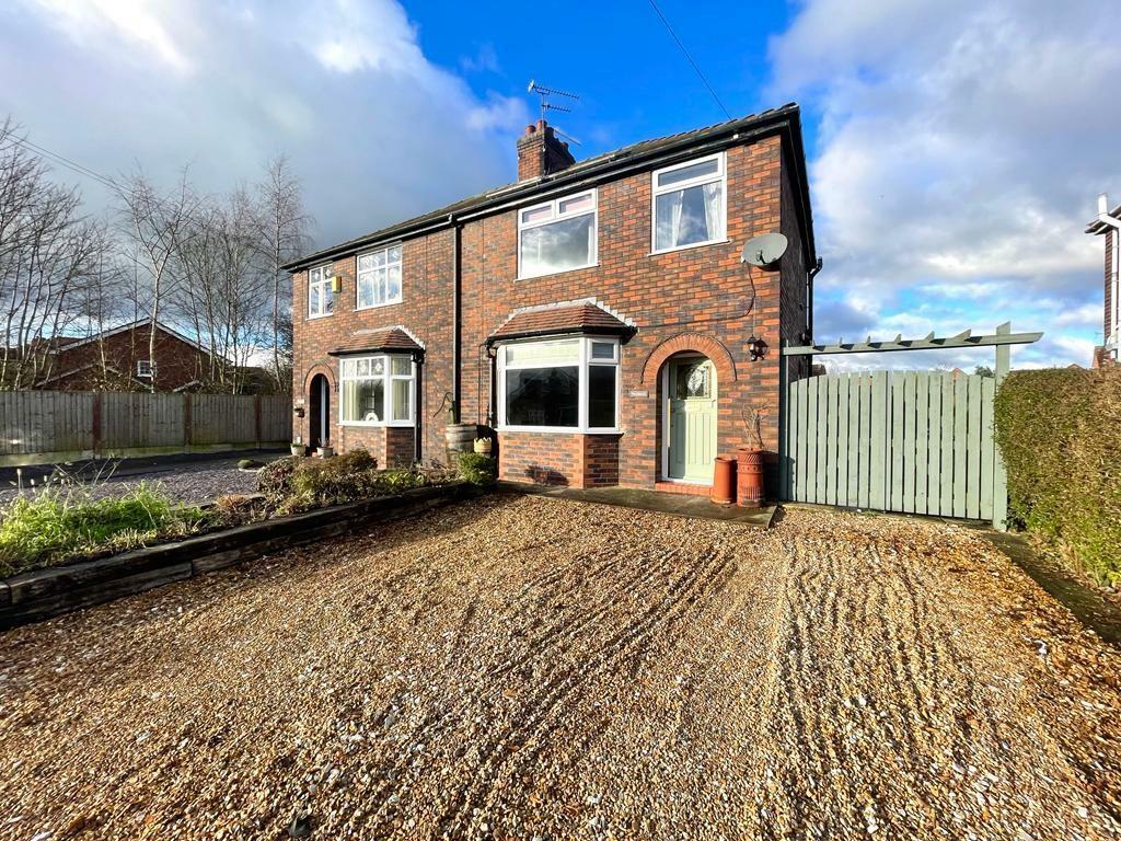 3 bedroom semidetached house for sale in Elton Road, Sandbach, CW11