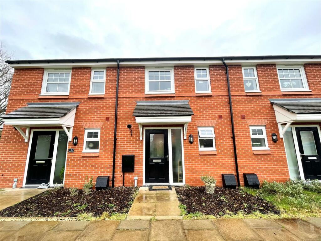 2 bedroom terraced house for sale in Buckley Place, Moston, Sandbach, CW11