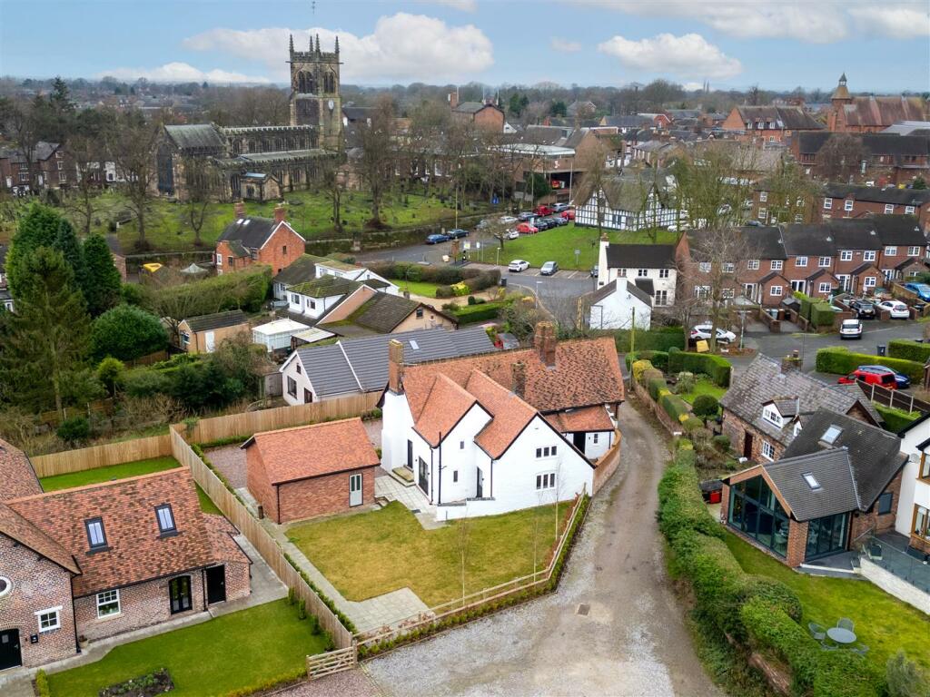 Additional property image - Dingle Farmhouse, Dingle Lane, Sandbach