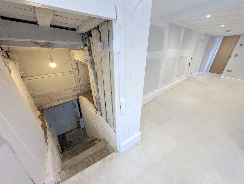 Additional property image - Dingle Farmhouse, Dingle Lane, Sandbach