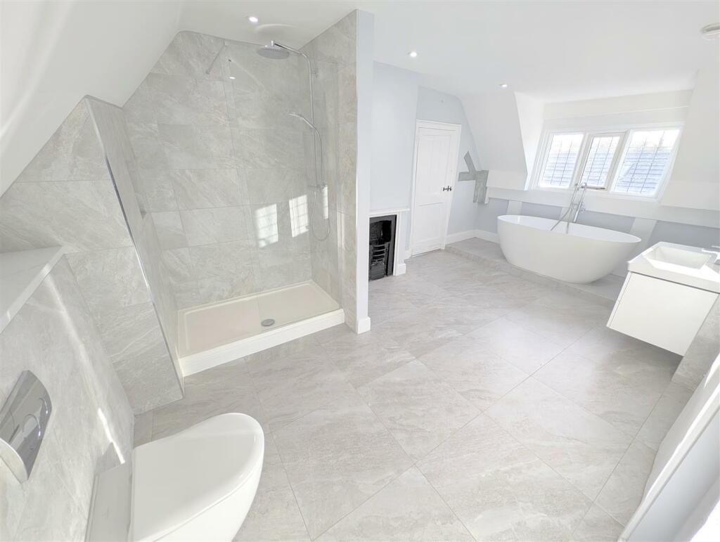 Additional property image - Dingle Farmhouse, Dingle Lane, Sandbach
