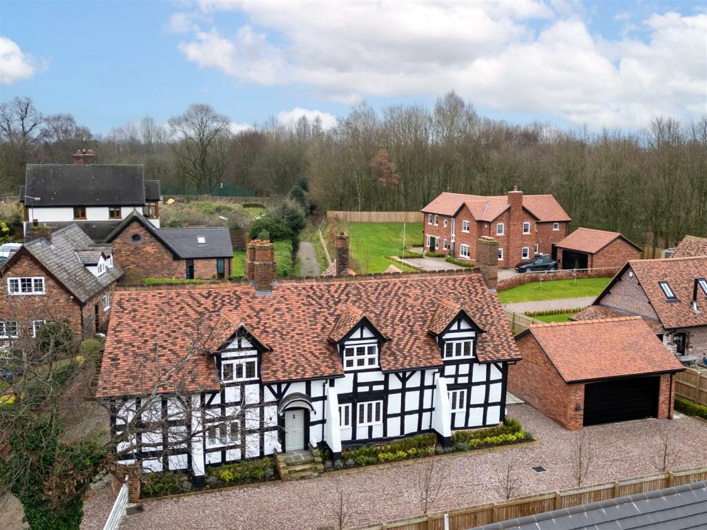 Additional property image - Dingle Farmhouse, Dingle Lane, Sandbach