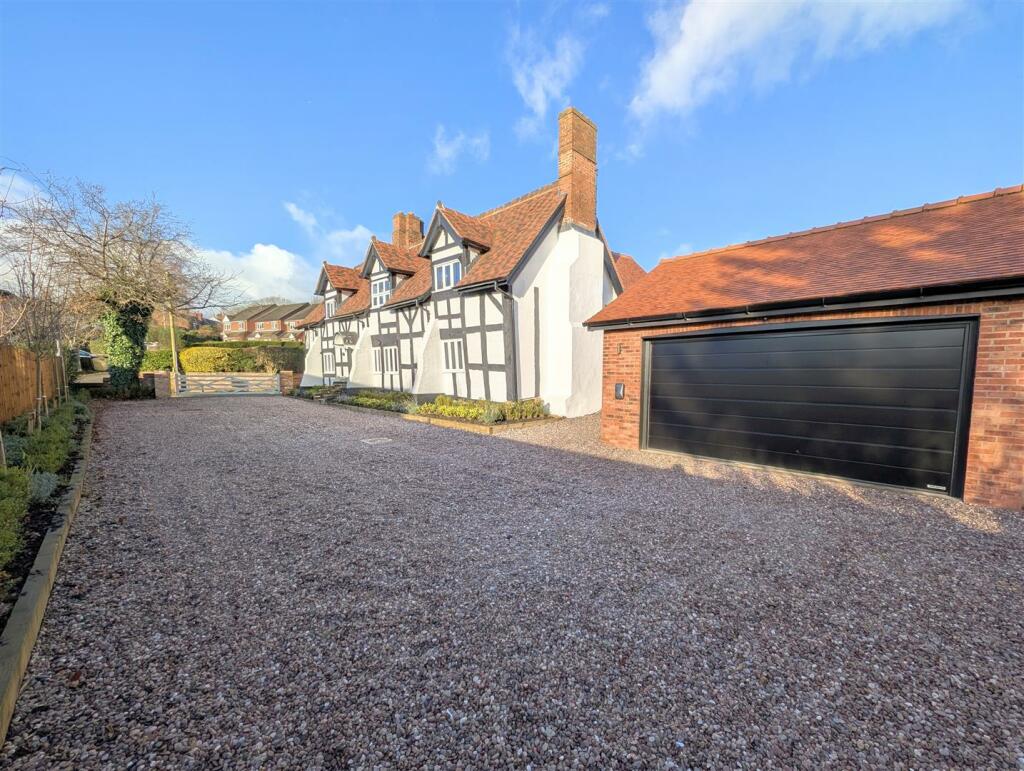 Additional property image - Dingle Farmhouse, Dingle Lane, Sandbach