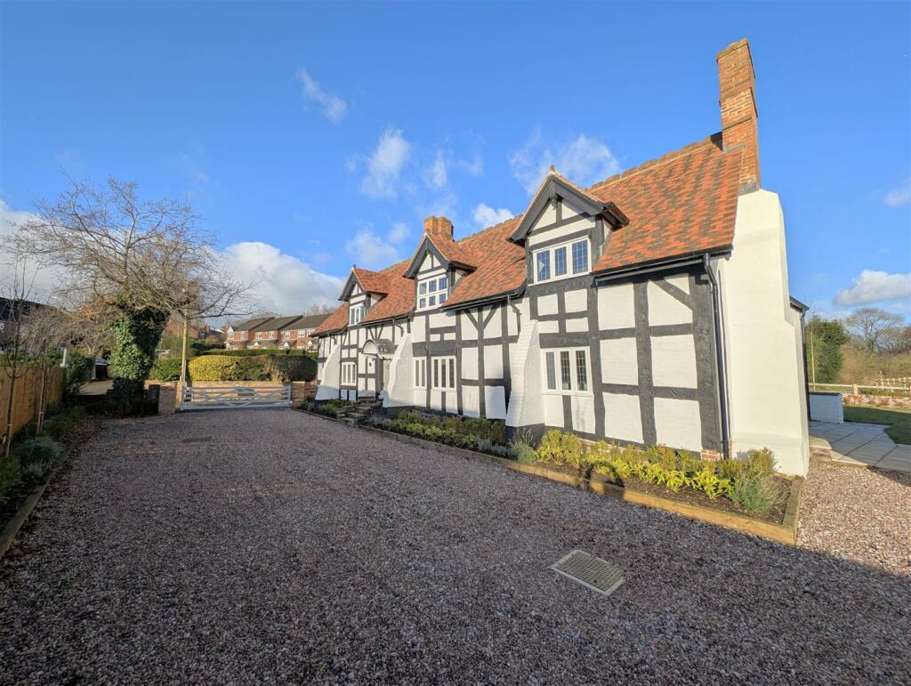 Additional property image - Dingle Farmhouse, Dingle Lane, Sandbach