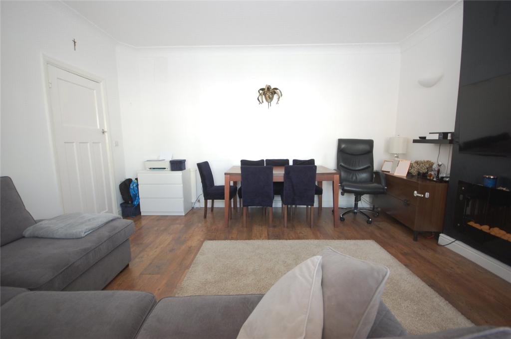 2 bedroom apartment for sale in Lichfield Grove, Finchley, N3