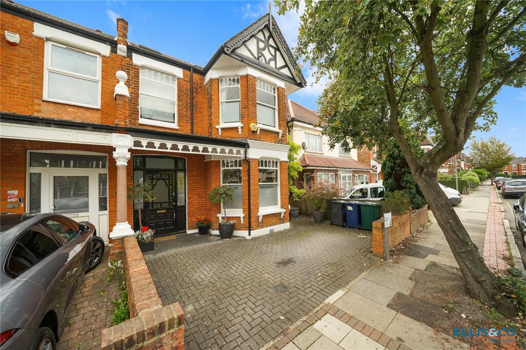 4 bedroom semidetached house for sale in Lichfield Grove, Finchley, N3
