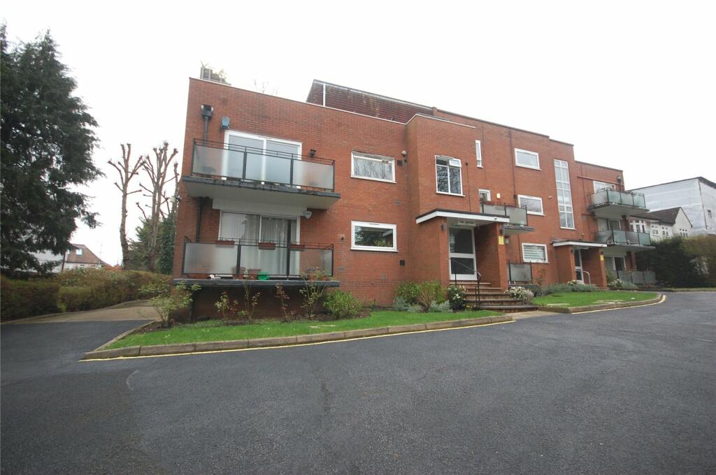 3 bedroom apartment for rent in The Lintons, Dollis Avenue, Finchley, N3