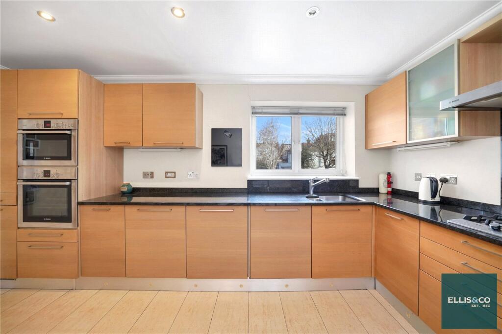 Main image of property: Regents Park Road, Finchley, London, N3