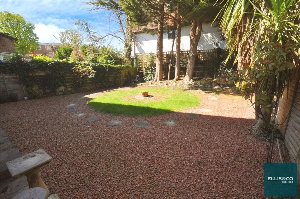 Main image of property: Lyonsdown Road, New Barnet, Barnet, EN5