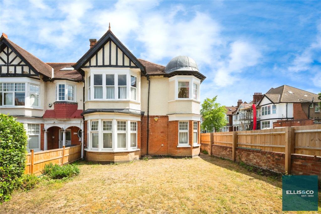 Main image of property: Church Crescent, Finchley, N3