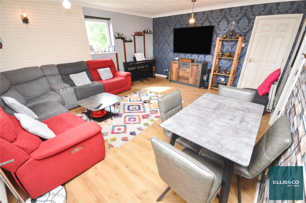 Main image of property: Martock Gardens, Friern Barnet, N11