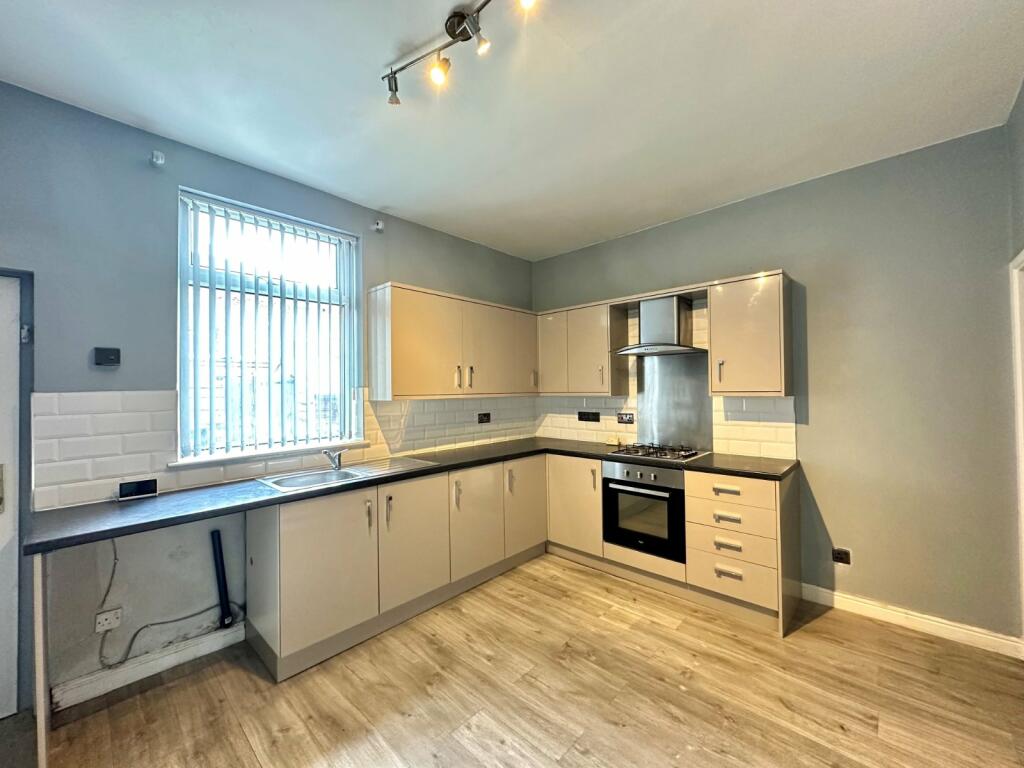 2 bedroom terraced house for rent in Harrison Street, Eccles, M30