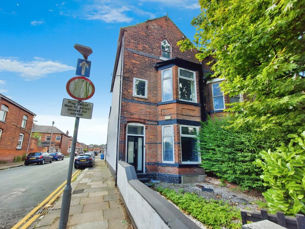 Main image of property: Liverpool Road, Eccles, M30