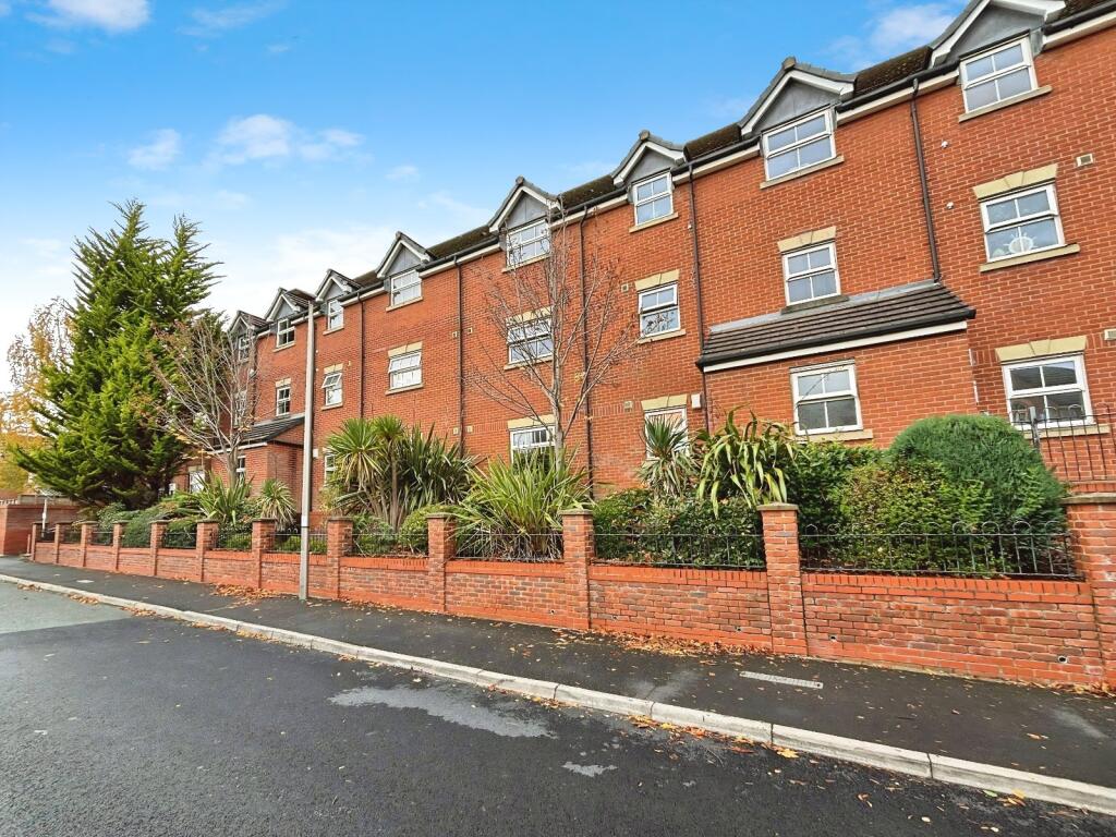 Main image of property: Gadbury Fold, Atherton, M46