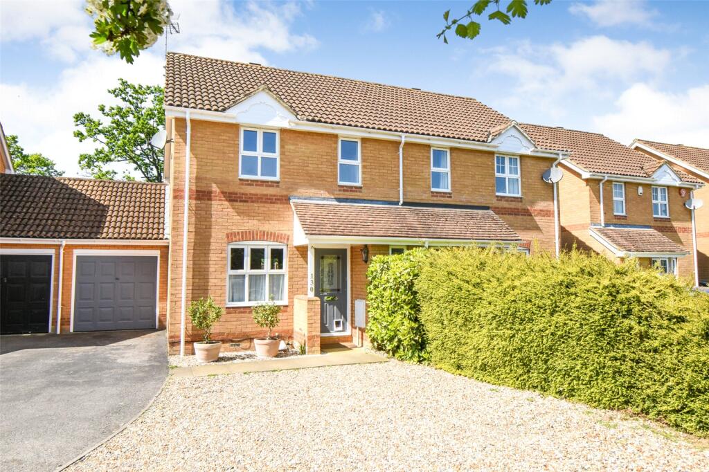 Main image of property: Hop Garden Road, Hook, Hampshire, RG27
