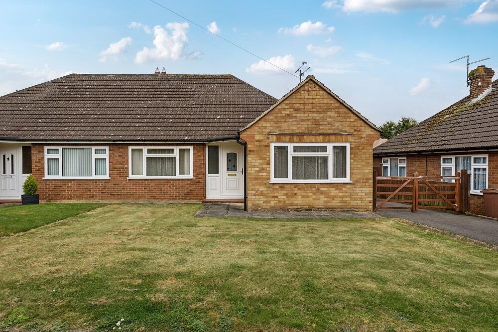 Main image of property: Eversley Road, Arborfield Cross, Berkshire