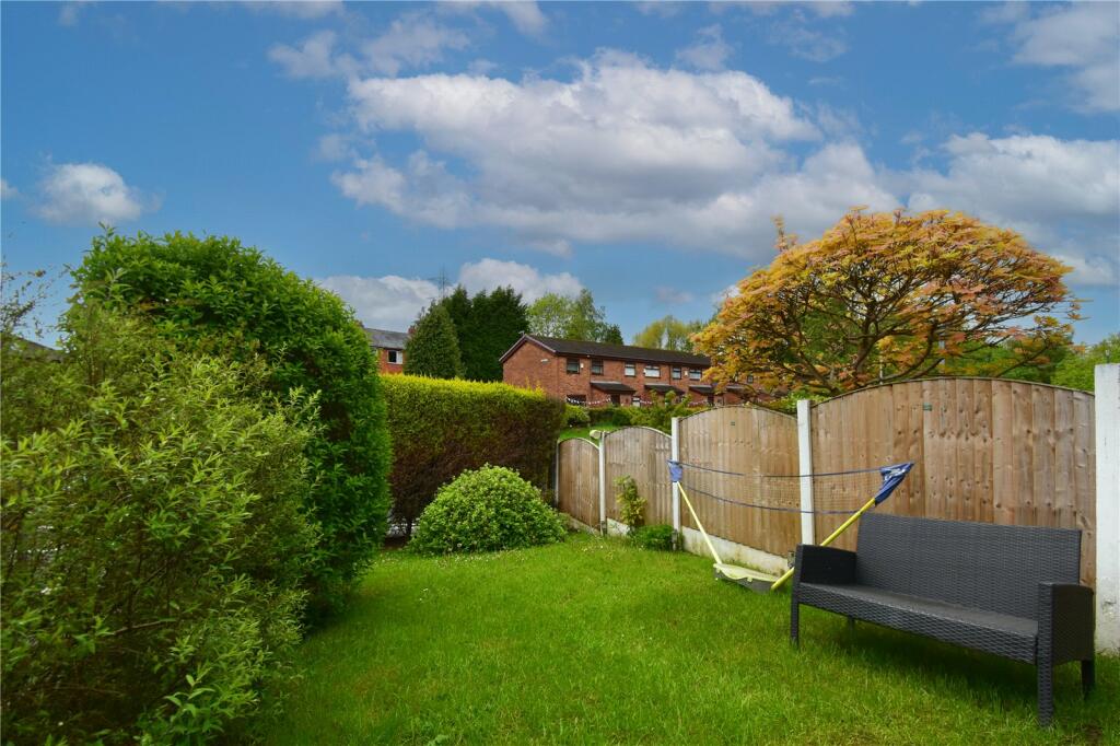 3 bedroom semidetached house for sale in Peakdale Road, Droylsden