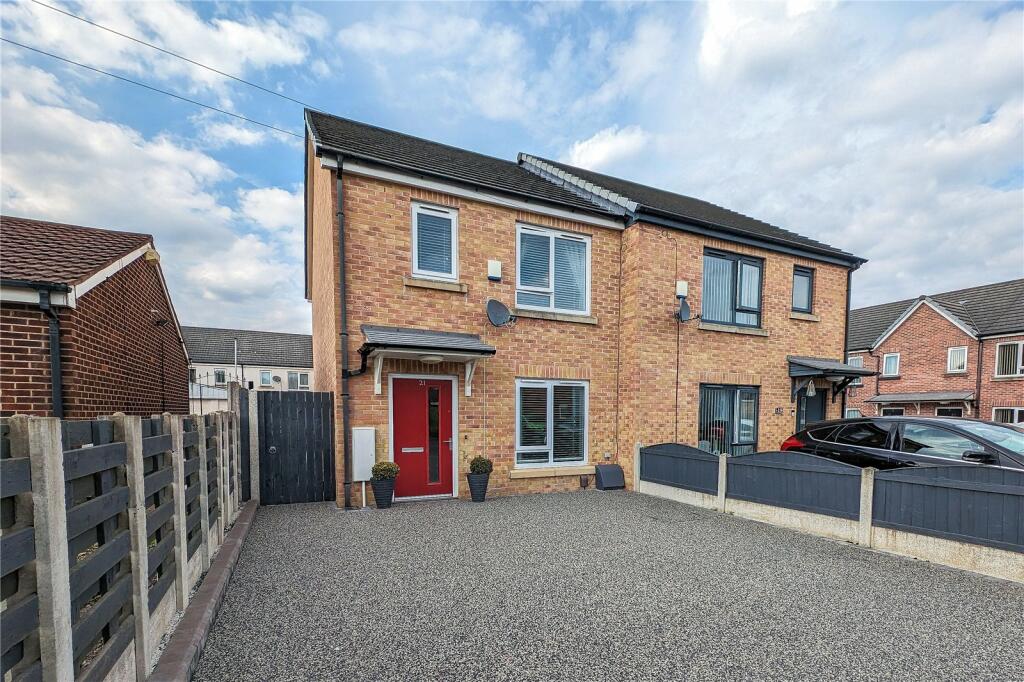 2 bedroom semidetached house for sale in Wood Street, Denton, Tameside