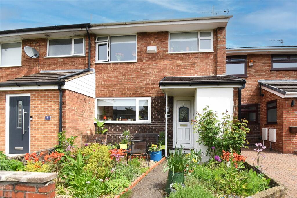 3 bedroom terraced house for sale in Empress Drive, Heaton Chapel