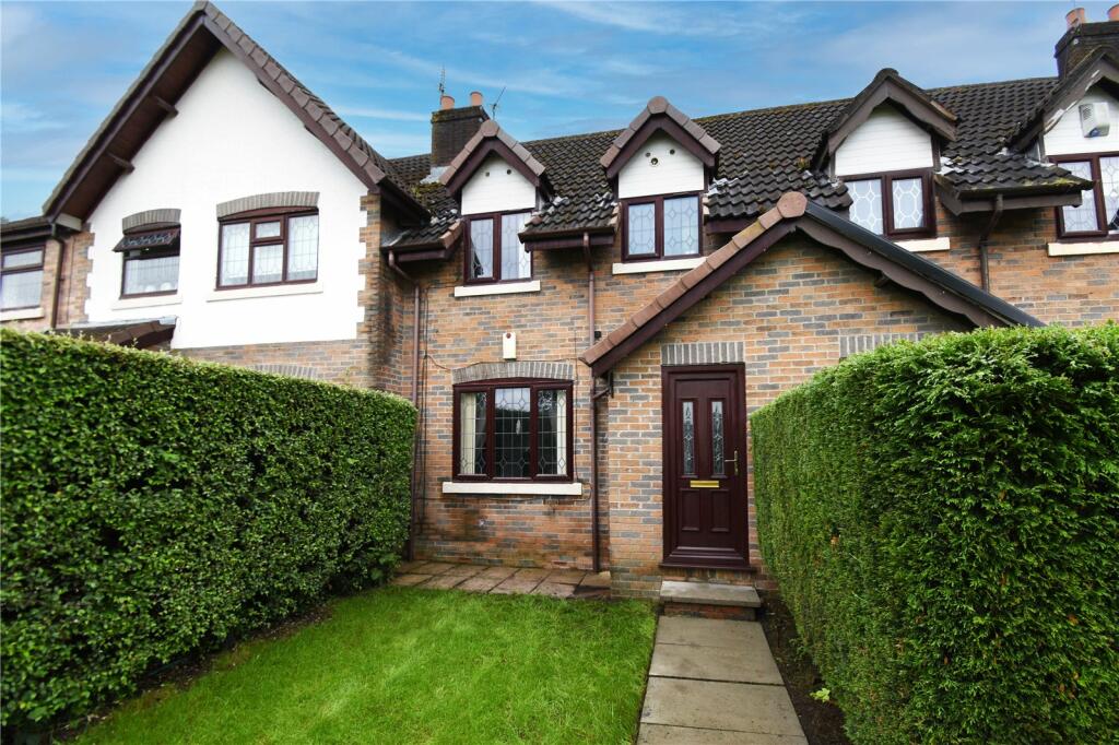 3 bedroom semidetached house for sale in Boundary Green, Denton